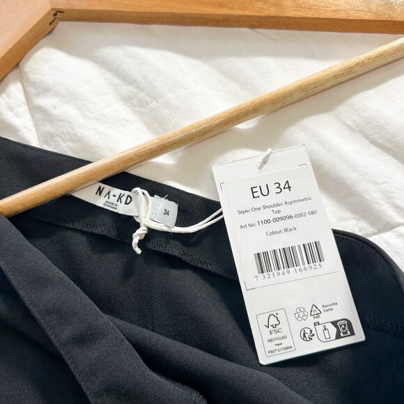 NWT NA-KD One Shoulder Asymmetric Top Black EU 34 XS Draped Hem Elegant Blouse - Picture 4 of 9